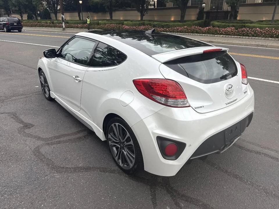 2016 Hyundai Veloster - Image 4 of 14