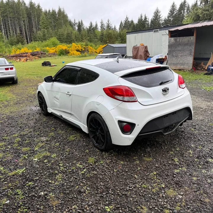 2016 Hyundai Veloster - Image 5 of 6