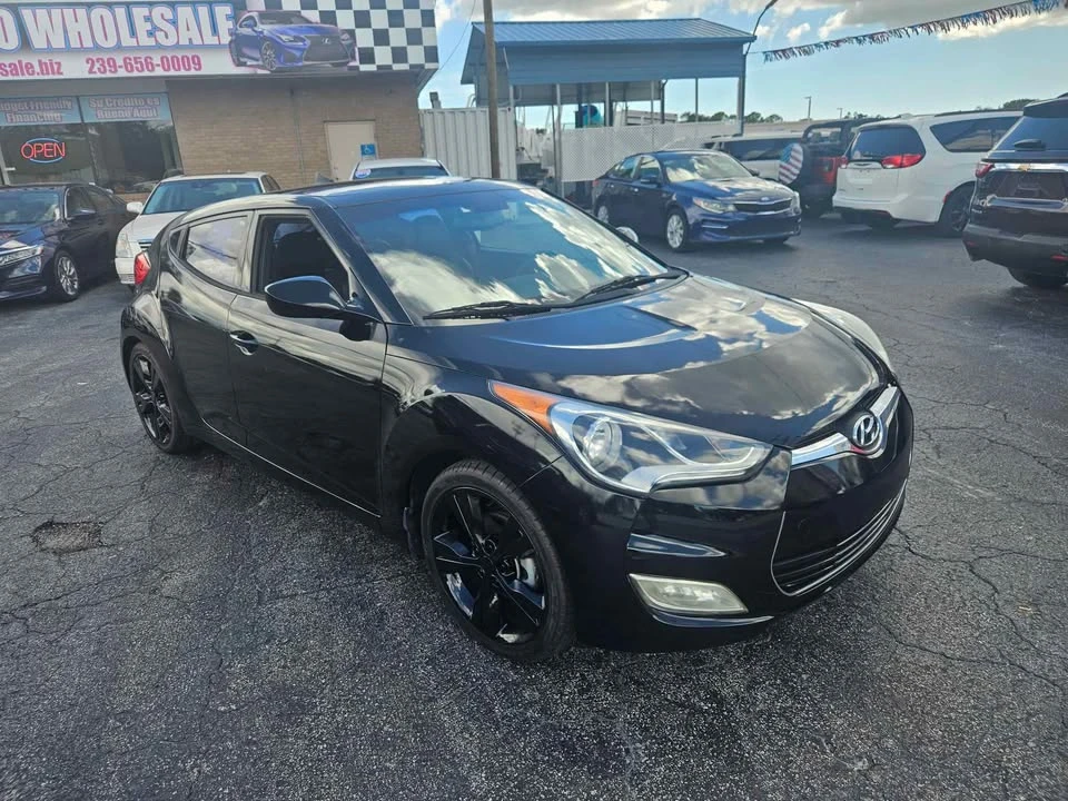 2016 Hyundai Veloster - Image 3 of 9