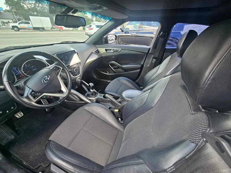 2016 Hyundai Veloster - Image 9 of 9