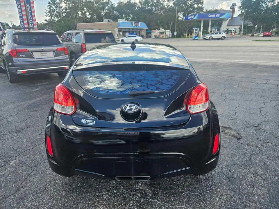 2016 Hyundai Veloster - Image 6 of 9