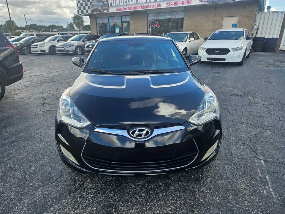 2016 Hyundai Veloster - Image 2 of 9