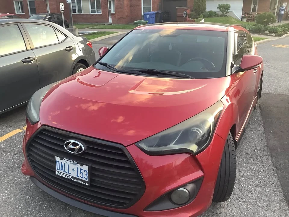 2016 Hyundai Veloster - Image 2 of 7