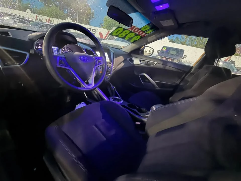 2016 Hyundai Veloster - Image 11 of 11
