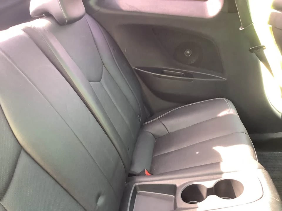 2016 Hyundai Veloster - Image 6 of 7