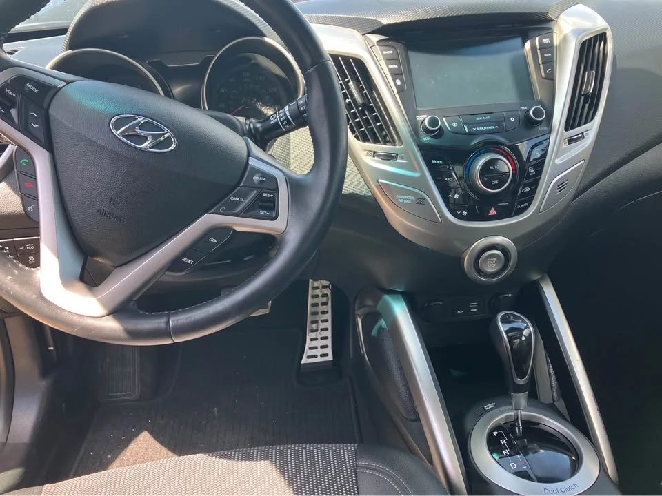 2016 Hyundai Veloster - Image 3 of 9