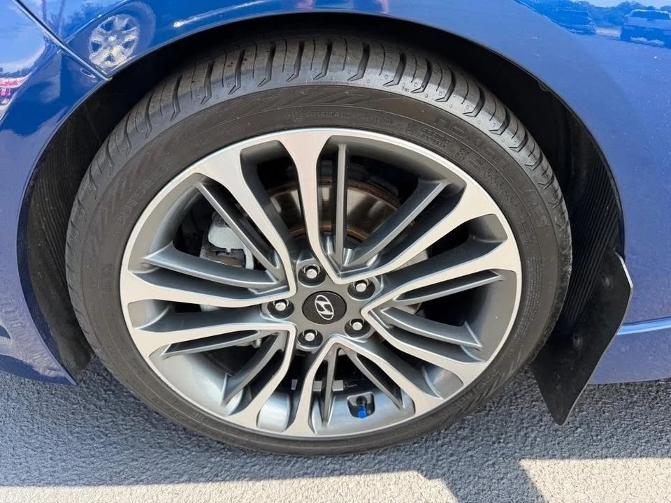 2016 Hyundai Veloster - Image 12 of 19