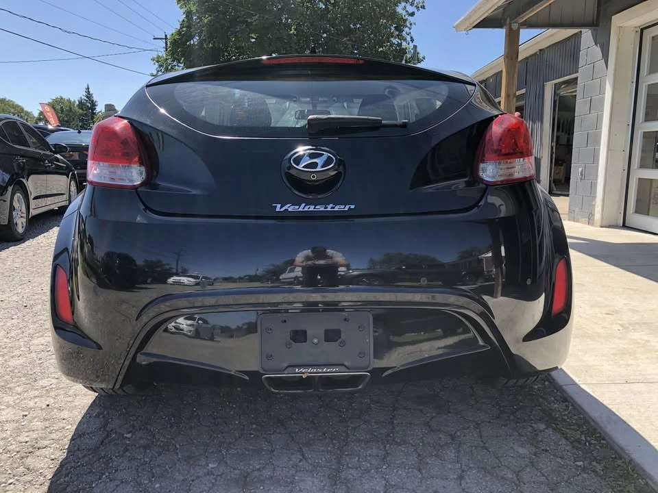 2016 Hyundai Veloster - Image 7 of 20