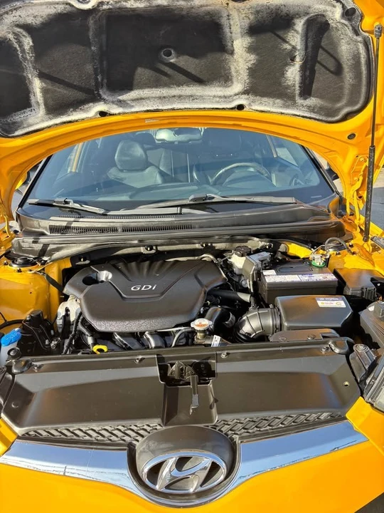 2016 Hyundai Veloster - Image 12 of 14