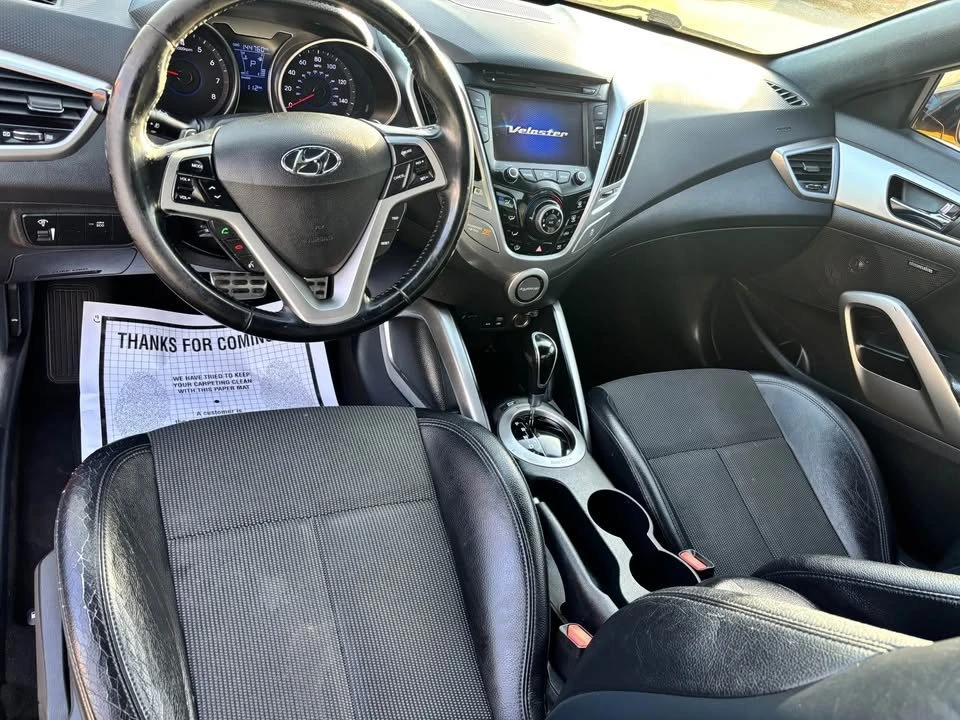 2016 Hyundai Veloster - Image 9 of 14