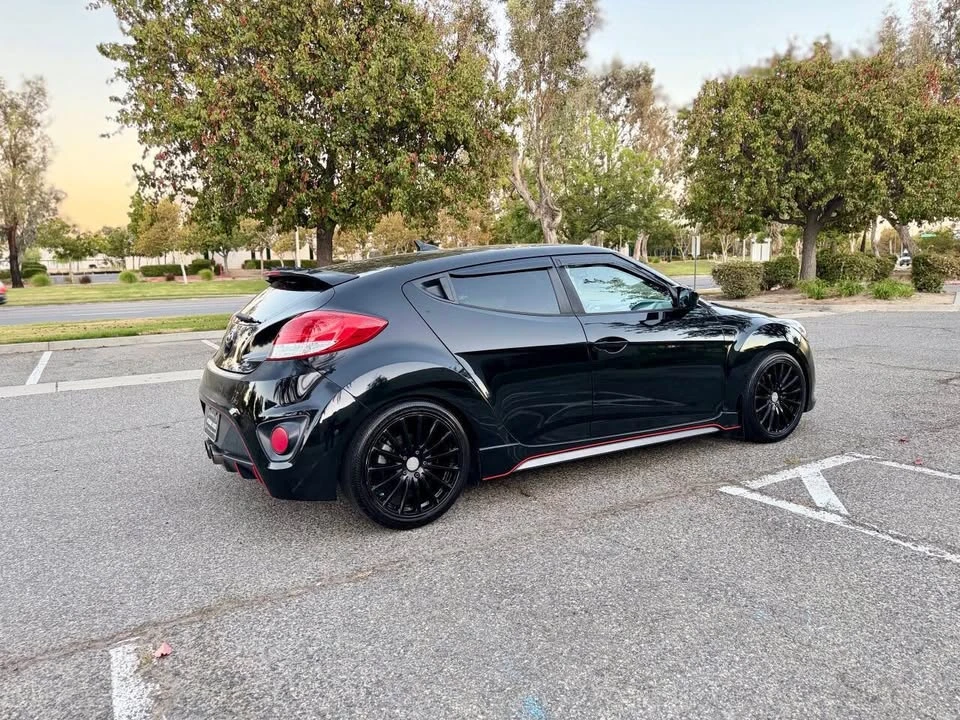2016 Hyundai Veloster - Image 7 of 20