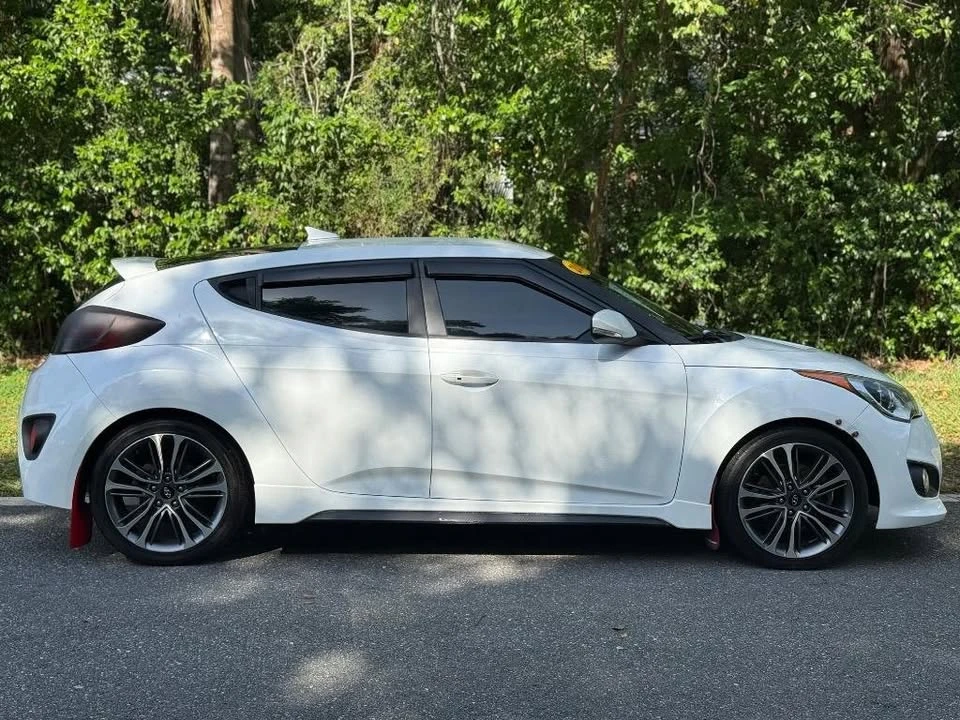 2016 Hyundai Veloster - Image 7 of 20