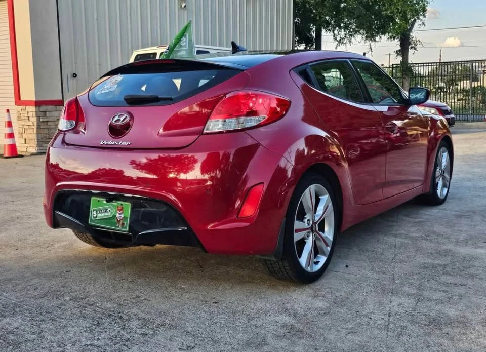 2016 Hyundai Veloster - Image 5 of 20