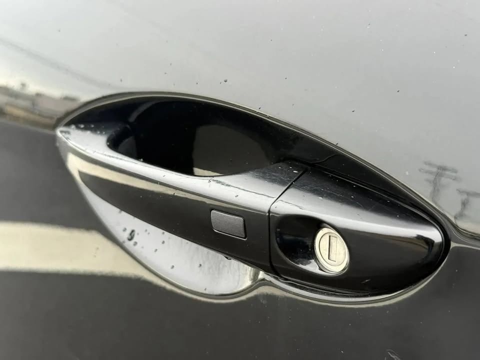 2016 Hyundai Veloster - Image 19 of 20