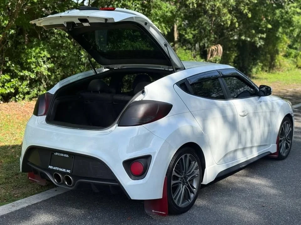 2016 Hyundai Veloster - Image 9 of 20