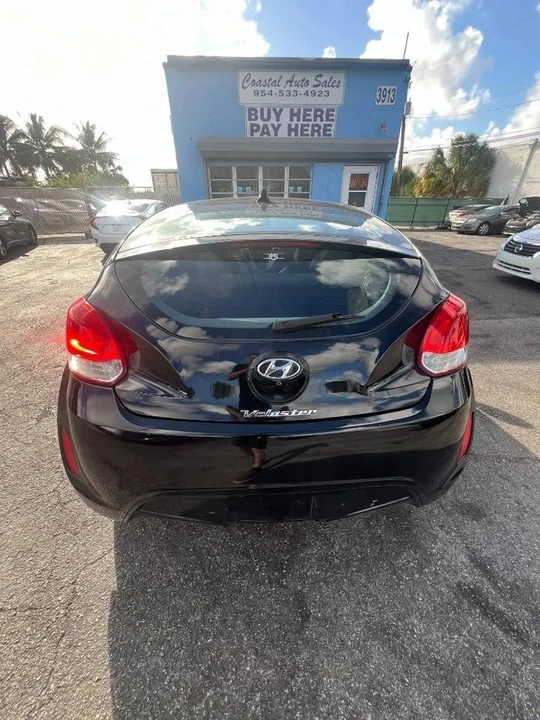 2016 Hyundai Veloster - Image 6 of 13