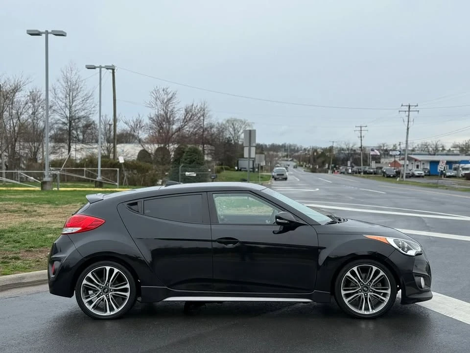 2016 Hyundai Veloster - Image 5 of 20