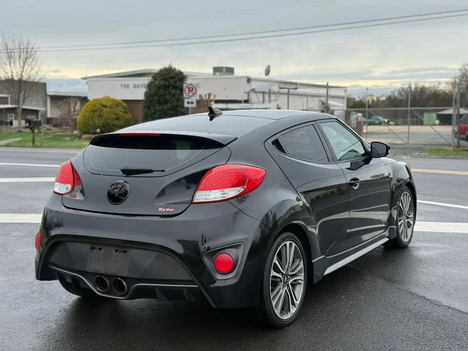 2016 Hyundai Veloster - Image 7 of 20