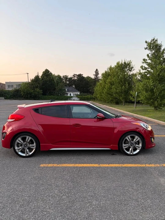 2016 Hyundai Veloster - Image 4 of 7