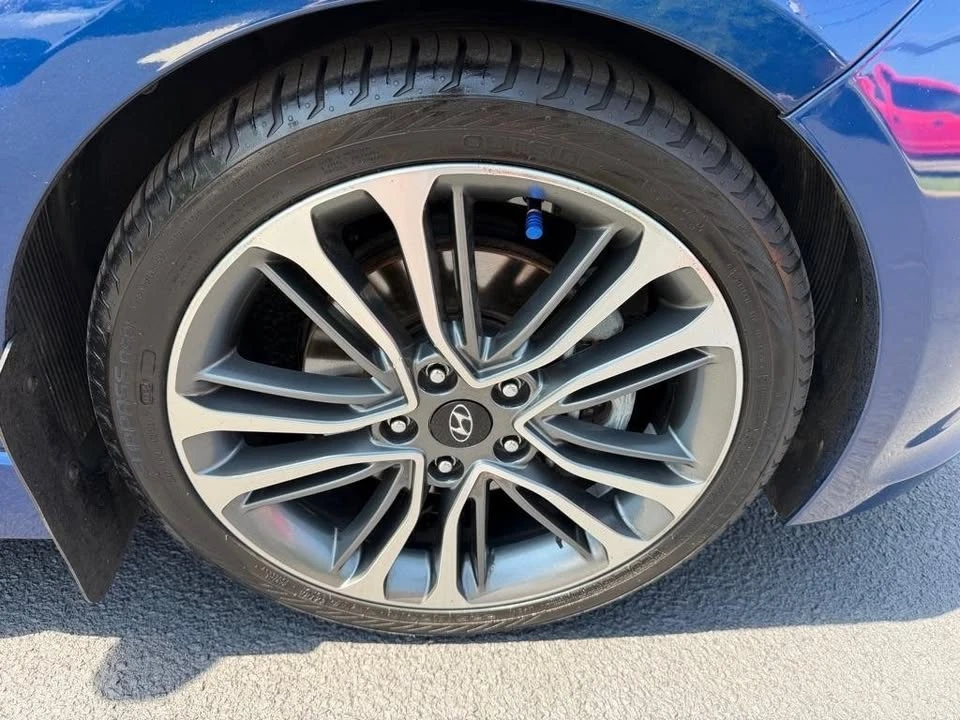 2016 Hyundai Veloster - Image 17 of 19