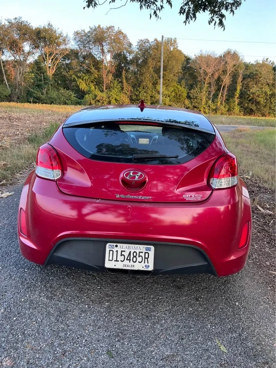 2016 Hyundai Veloster - Image 5 of 9