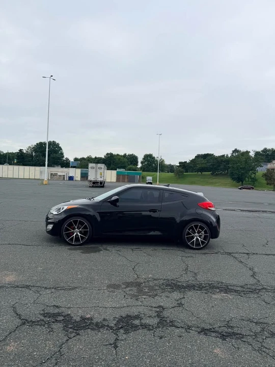 2016 Hyundai Veloster - Image 11 of 11