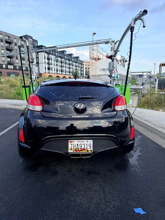 2016 Hyundai Veloster - Image 5 of 11