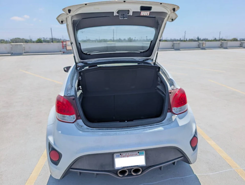 2016 Hyundai Veloster - Image 5 of 22