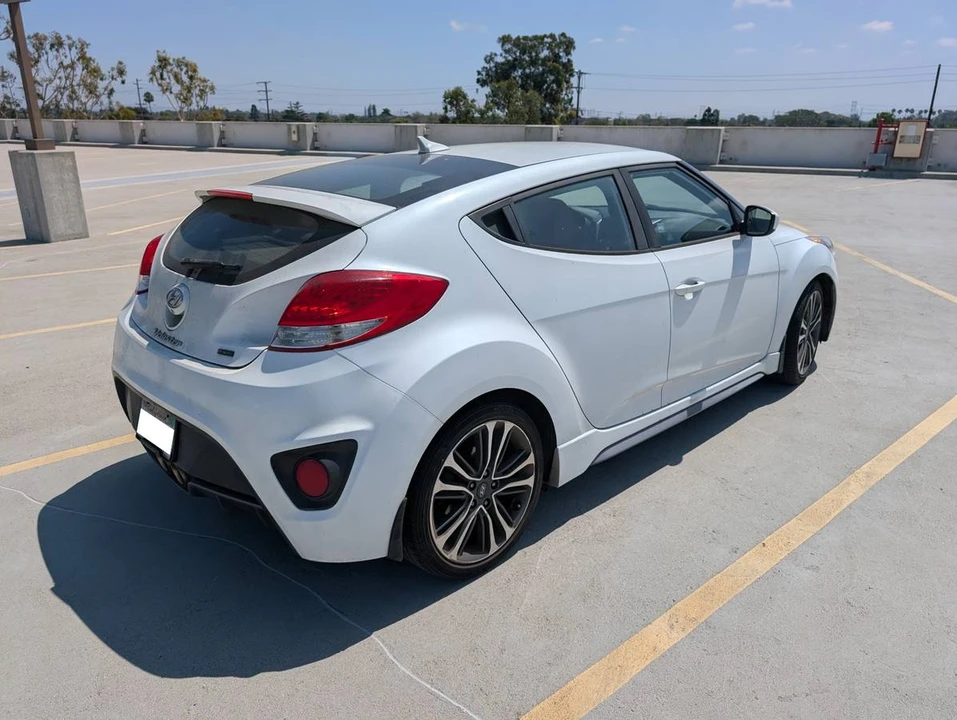 2016 Hyundai Veloster - Image 3 of 22