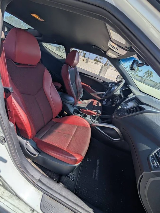 2016 Hyundai Veloster - Image 21 of 22