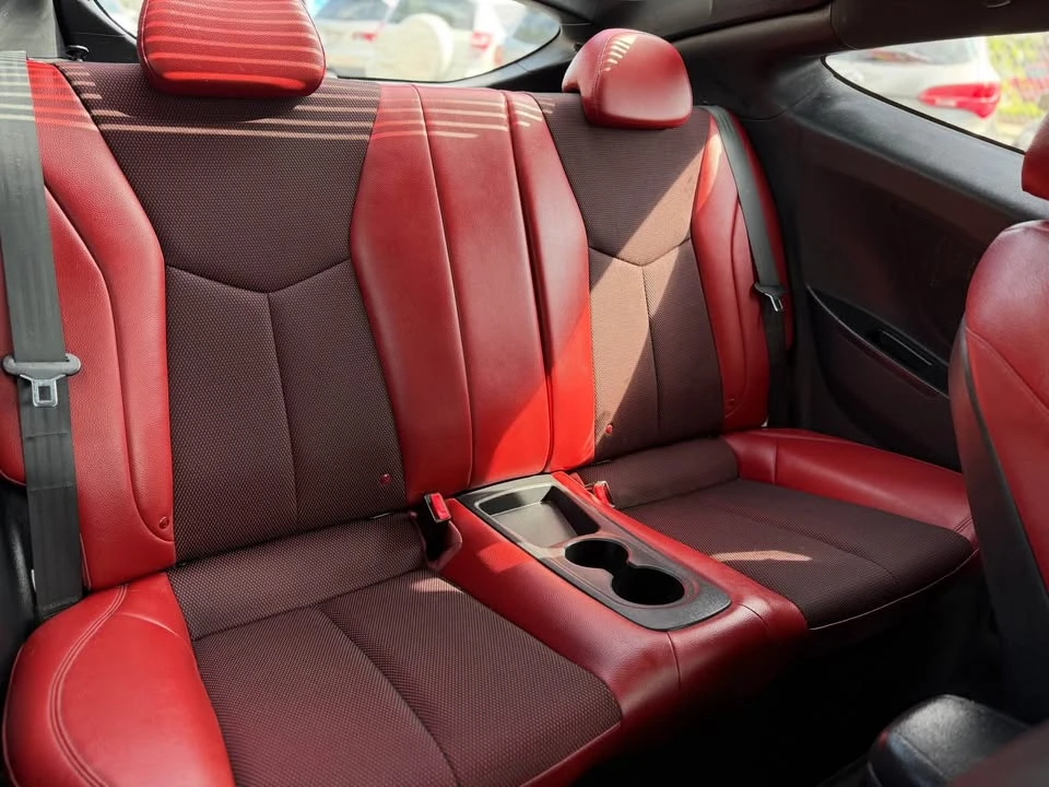 2016 Hyundai Veloster - Image 13 of 20