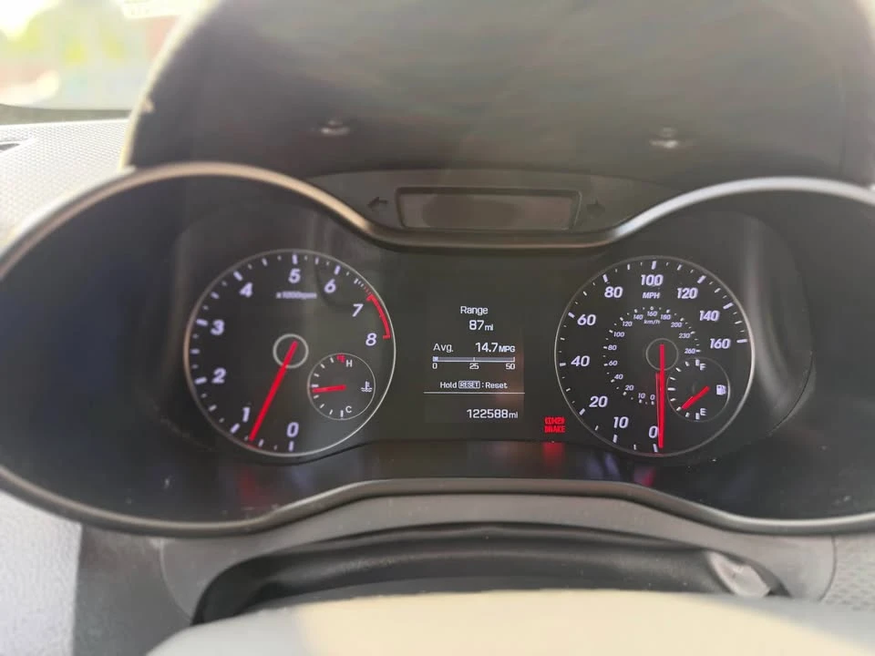 2016 Hyundai Veloster - Image 18 of 20