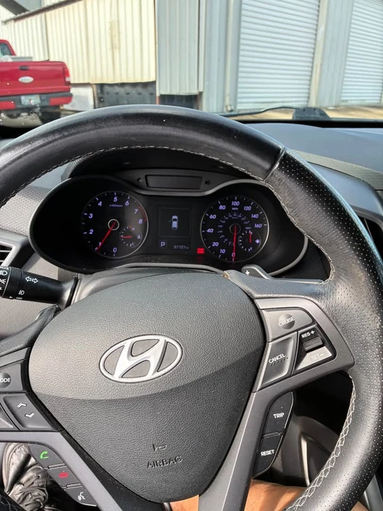 2016 Hyundai Veloster - Image 8 of 8