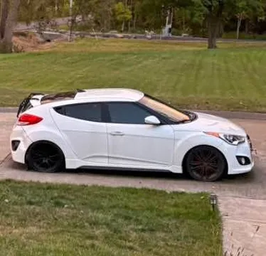 2016 Hyundai Veloster R-spec