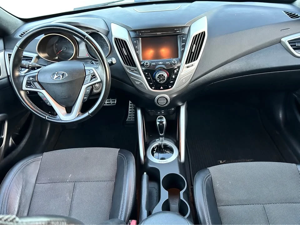 2016 Hyundai Veloster - Image 9 of 20