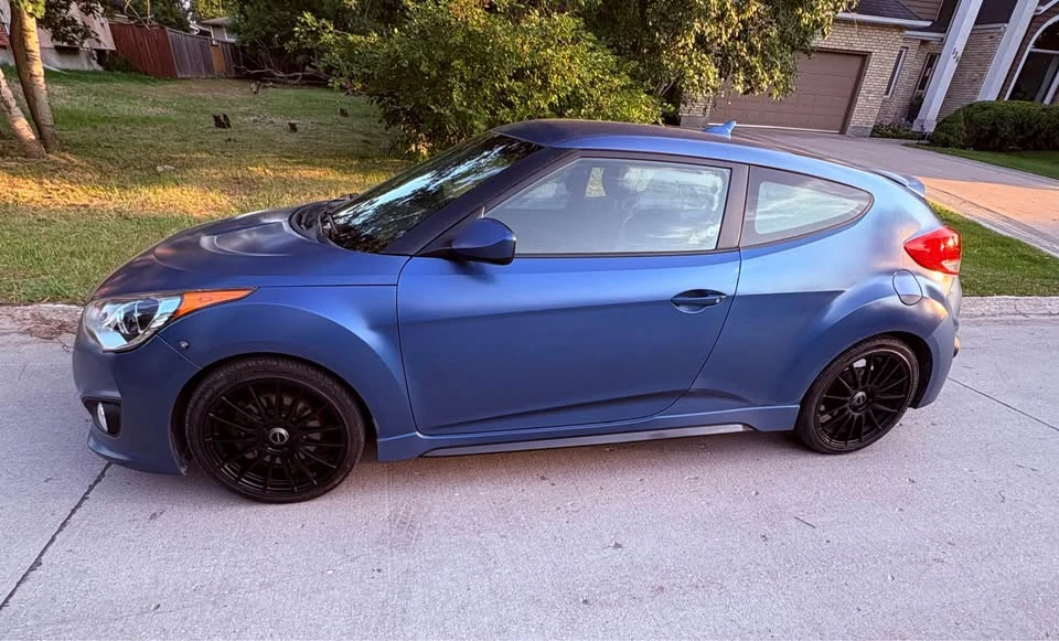 2016 Hyundai Veloster - Image 18 of 19