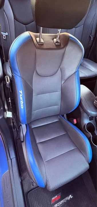2016 Hyundai Veloster - Image 7 of 19