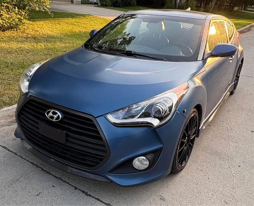 2016 Hyundai Veloster - Image 2 of 19