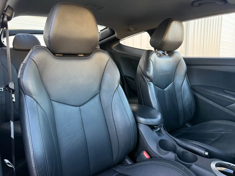 2016 Hyundai Veloster - Image 14 of 18