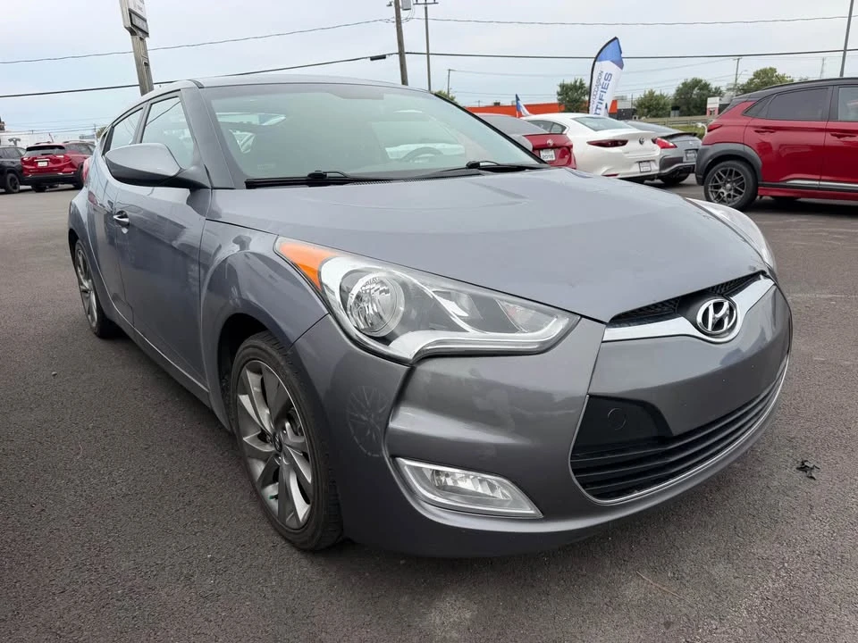2016 Hyundai Veloster - Image 2 of 6