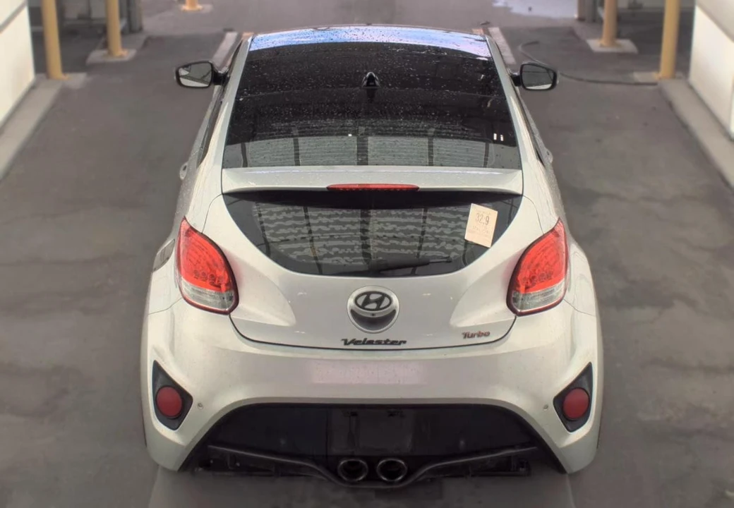 2016 Hyundai Veloster - Image 5 of 12