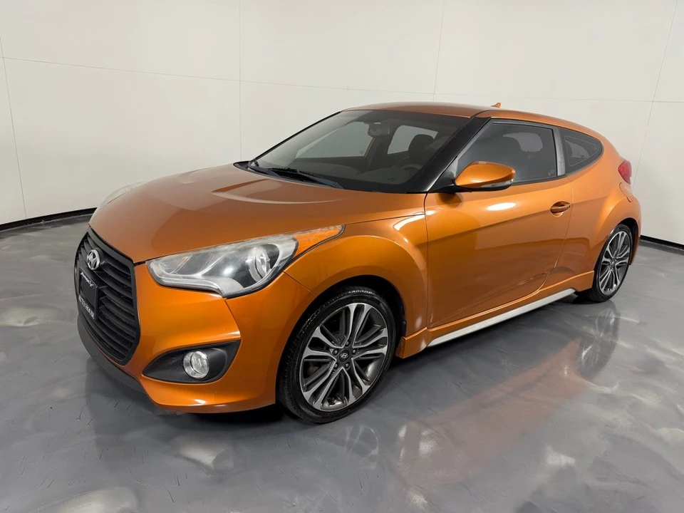 2016 Hyundai Veloster - Image 9 of 21