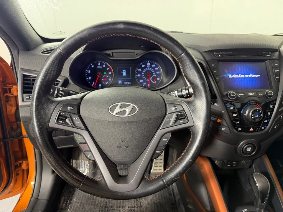 2016 Hyundai Veloster - Image 14 of 21