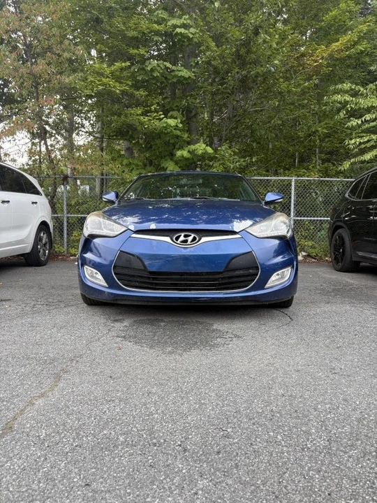 2016 Hyundai Veloster - Image 2 of 9