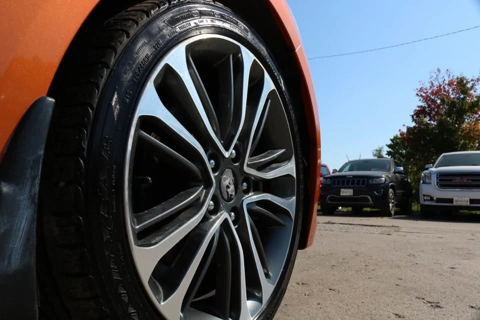 2016 Hyundai Veloster - Image 3 of 17