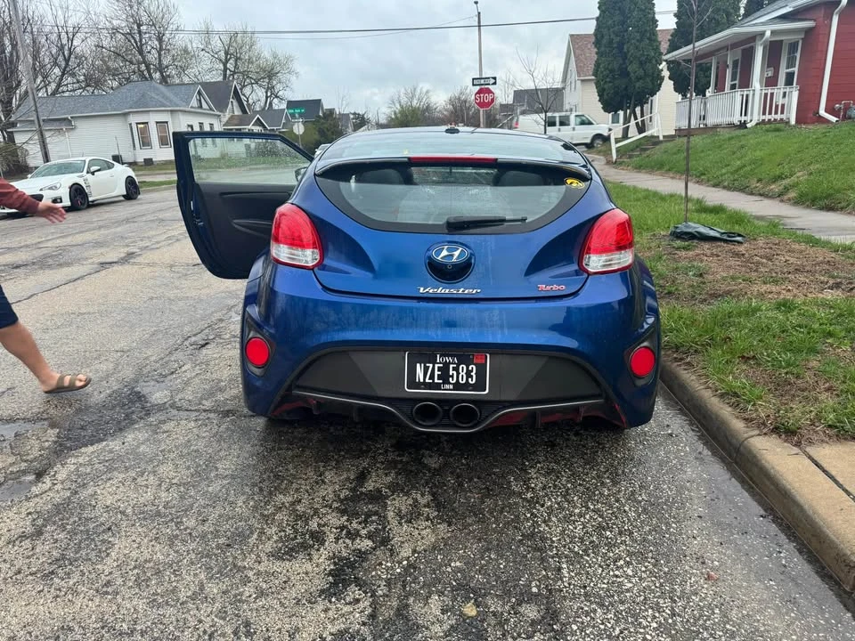 2016 Hyundai Veloster - Image 4 of 6