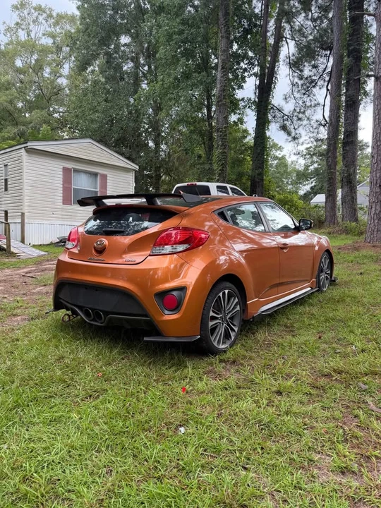 2016 Hyundai Veloster - Image 3 of 5