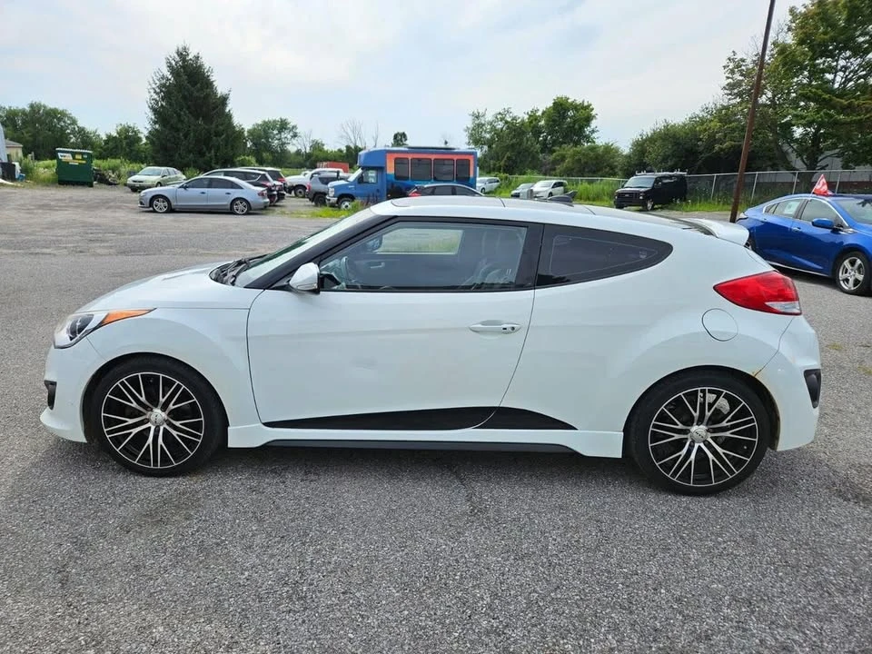2016 Hyundai Veloster - Image 4 of 20