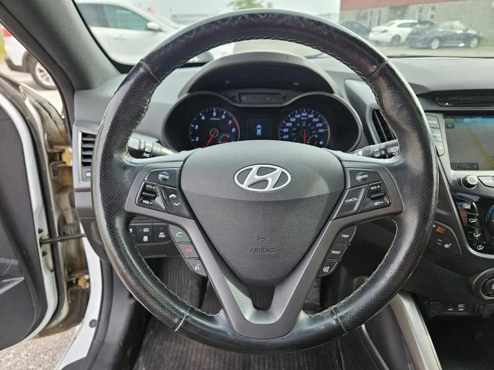 2016 Hyundai Veloster - Image 19 of 20