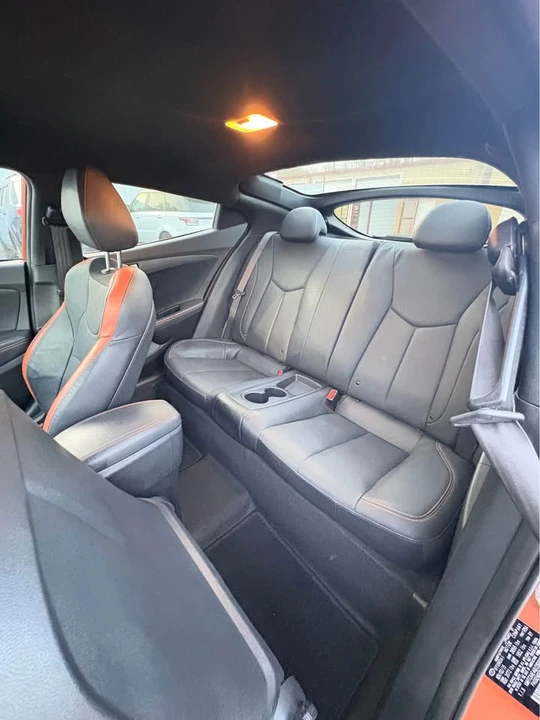 2016 Hyundai Veloster - Image 7 of 14